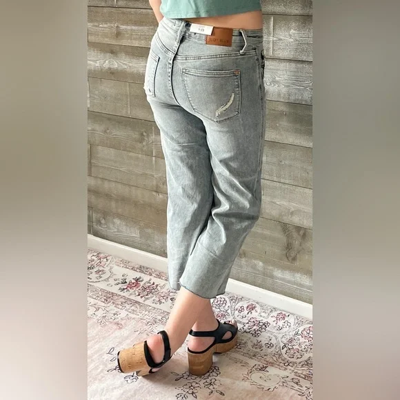 judy blue mid rise tummy control top wide leg crop jeans raw hem JB88903REG LT - Picture 10 of 13